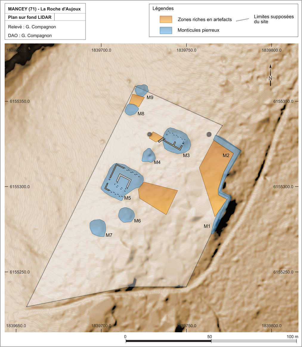 Plan général du site de la Roche d'Aujoux sur fond LiDAR : neuf monticules pierreux (M1 à M9) et zones riches en artefacts.